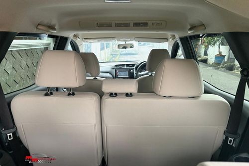 Beli mobil bekas
