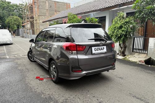 Beli mobil bekas