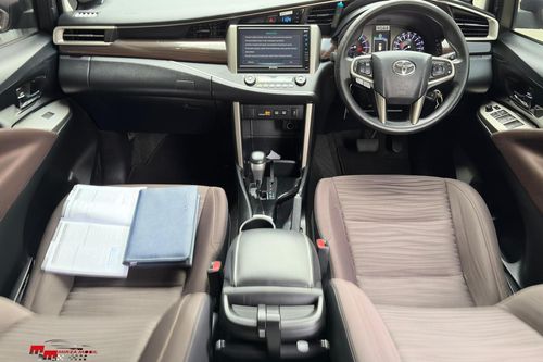 2021 Toyota Innova REBORN BENSIN V 2.0 AT bekas