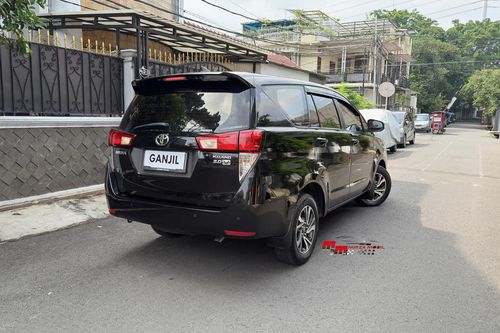 Beli mobil bekas