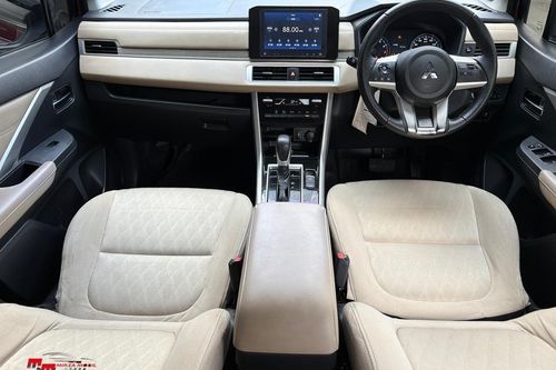 2023 Mitsubishi Xpander Ultimate CVT bekas