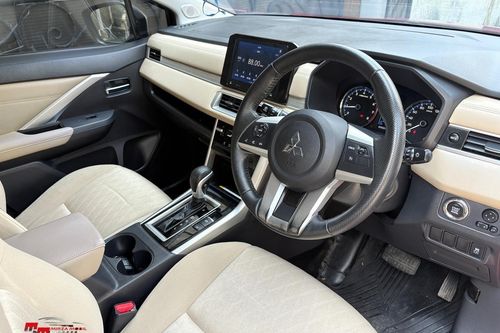 2023 Mitsubishi Xpander Ultimate CVT tua
