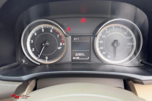 Dijual 2020 Suzuki Ertiga GL M/T bekas