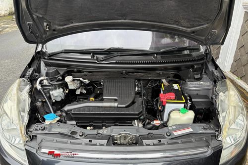 Dijual 2016 Suzuki Ertiga Dreza MT bekas