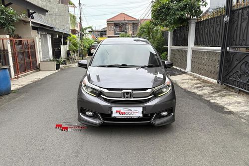 Beli mobil bekas