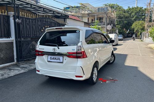Beli mobil bekas