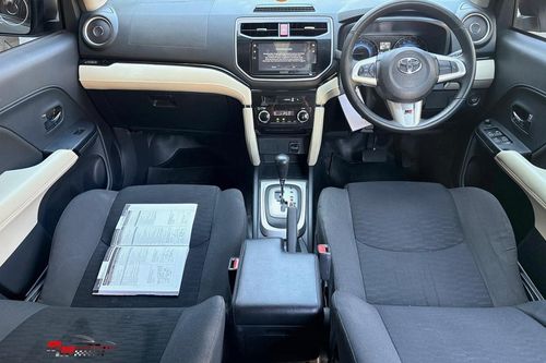 Dijual 2023 Toyota Rush 1.5 S AT GR Sport bekas