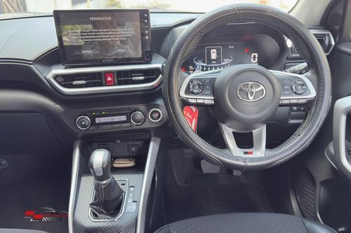 Beli mobil bekas