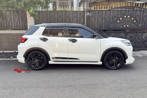 2022 Toyota Raize 1.0 Turbo GR Sport CVT TSS Two Tone tua