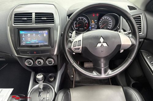 Beli mobil bekas