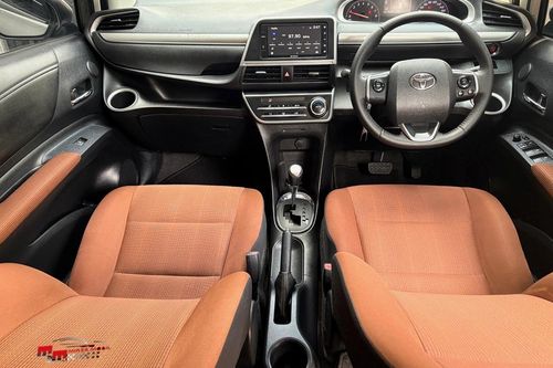 2019 Toyota Sienta Q CVT bekas