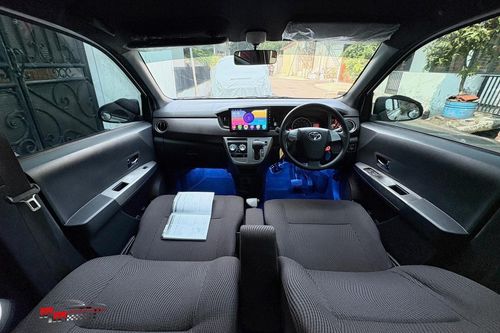 Dijual 2024 Toyota Calya G AT bekas