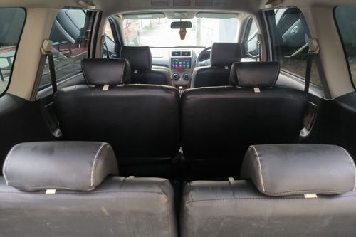 Beli mobil bekas