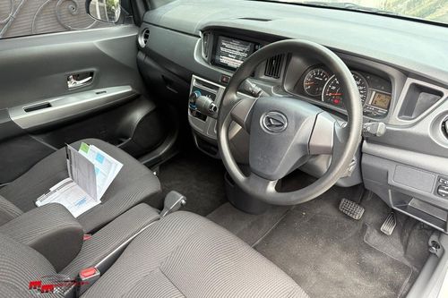 2025 Daihatsu Sigra 1.2 R AT tua