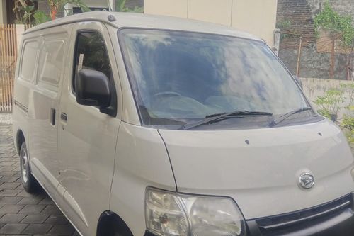 Beli mobil bekas