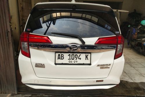 Dijual 2024 Daihatsu Sigra FACELIFT R 1.2 MT bekas