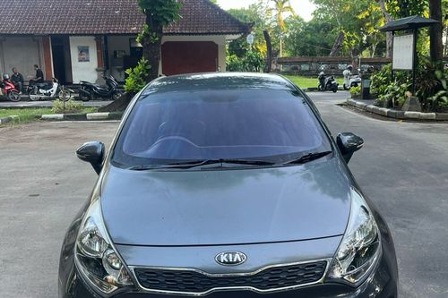 2013 Kia Rio  MT 1.4 HB