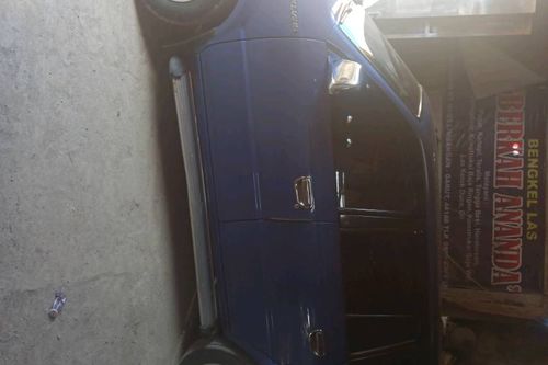 2000 Toyota Kijang Innova 1.8L LGX tua