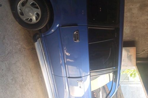 Dijual 2000 Toyota Kijang Innova 1.8L LGX bekas