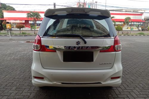 Beli mobil bekas