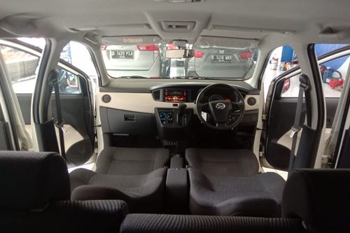 2019 Daihatsu Sigra 1.2 X AT bekas