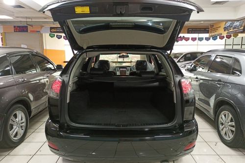 Second hand 2011 Toyota Harrier 2.4 L A/T PREMIUM FULL OPTION 