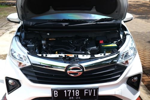 2021 Daihatsu Sigra 1.2 R AT bekas