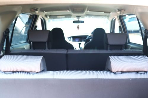Beli mobil bekas