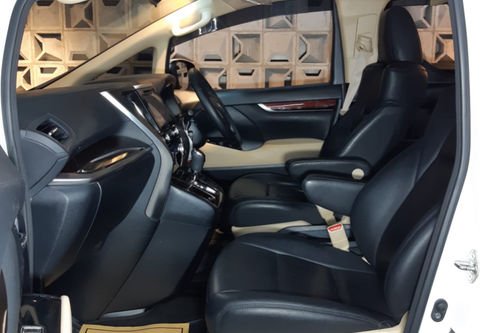 2017 Toyota Alphard 2.5 X A/T bekas