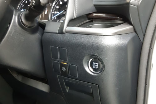 2017 Toyota Alphard 2.5 X A/T bekas
