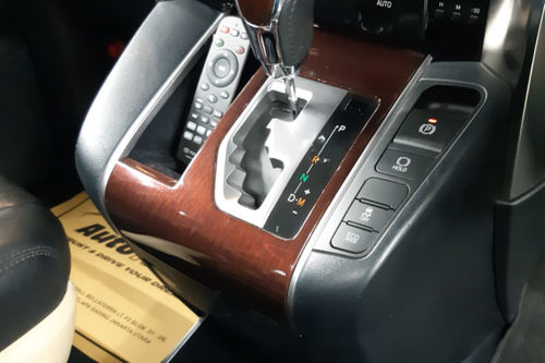 2017 Toyota Alphard 2.5 X A/T bekas