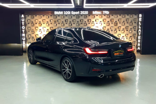 2020 BMW 3 Series Sedan 320i Sport bekas