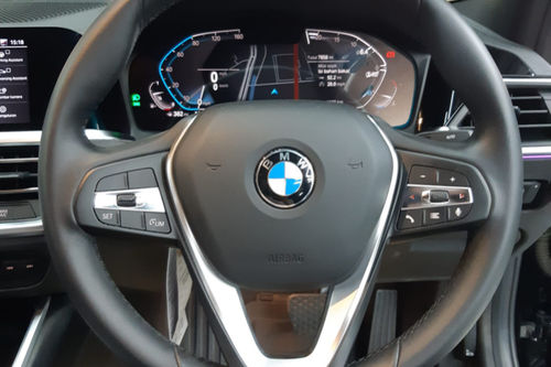 2020 BMW 3 Series Sedan 320i Sport bekas
