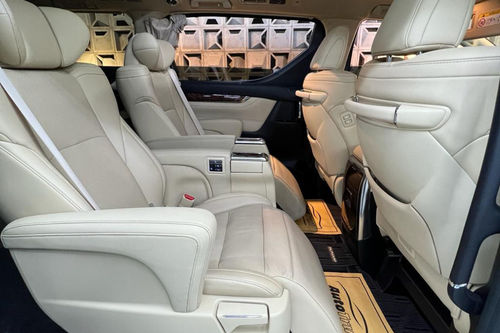 2020 Toyota Alphard 2.5 G A/T bekas
