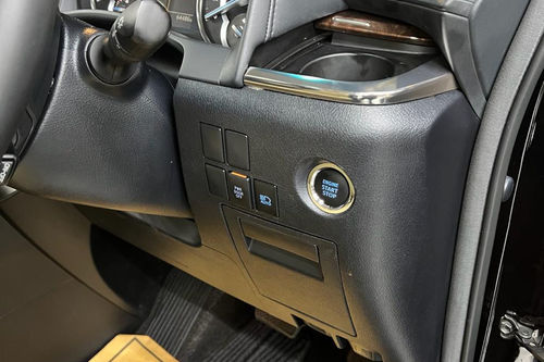 2020 Toyota Alphard 2.5 G A/T bekas