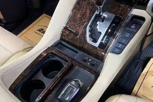 2020 Toyota Alphard 2.5 G A/T bekas