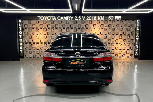 Dijual 2018 Toyota Camry 2.5 V bekas