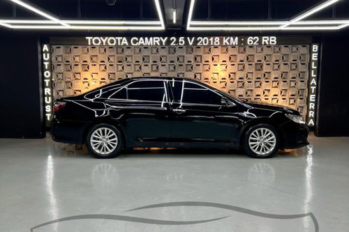 2018 Toyota Camry 2.5 V bekas