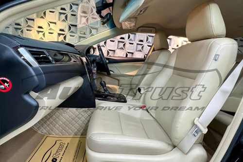 2018 Toyota Camry 2.5 V bekas