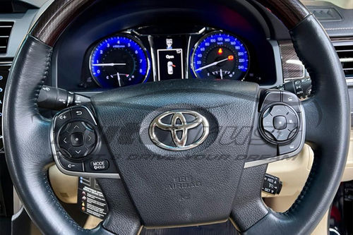 2018 Toyota Camry 2.5 V bekas