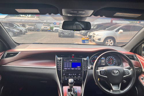 Used 2014 Toyota Harrier PREMIUM ADVANCE
