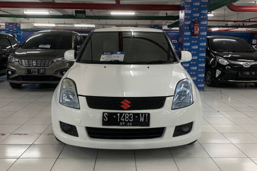 2010 Suzuki Swift  ST AT