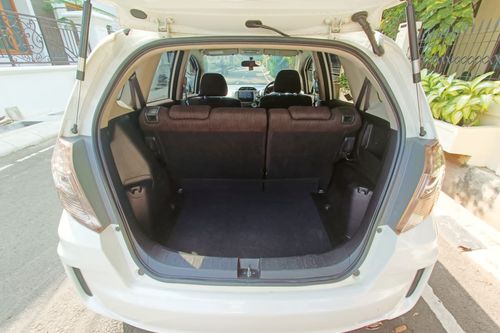 2013 Honda Jazz RS CVT bekas