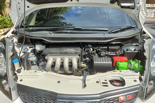2013 Honda Jazz RS CVT bekas