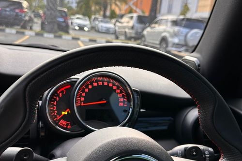 Beli mobil bekas