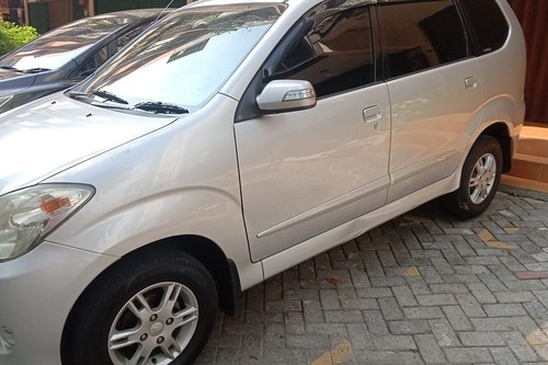 2015 Daihatsu Xenia 1.3 R MT