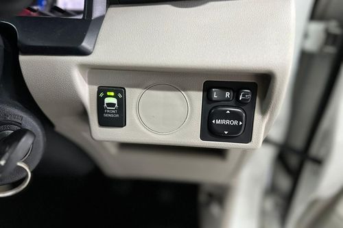 2019 Daihatsu Xenia R 1.3L MT DELUXE bekas