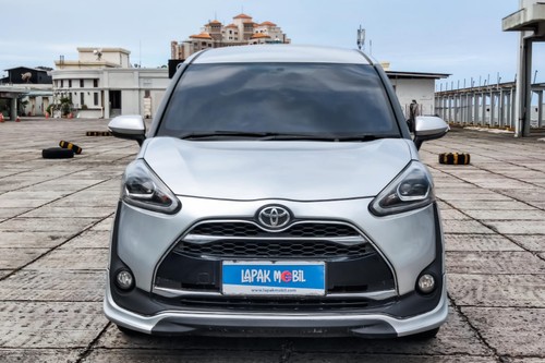 2017 Toyota Sienta 1.5L Q AT bekas