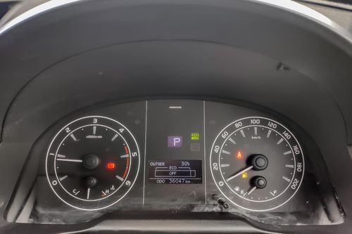 2022 Toyota Innova DIESEL G 2.4 AT bekas
