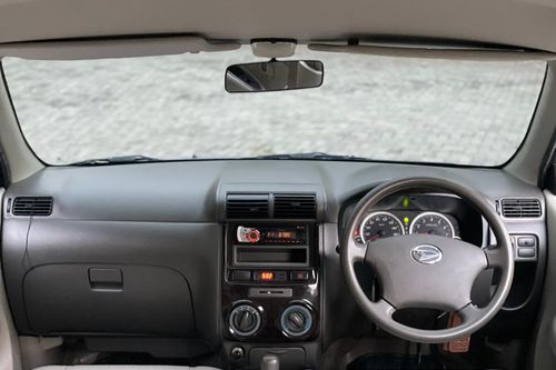 Used 2011 Daihatsu Xenia 1.3 XI DLX FAMILY AT MNB